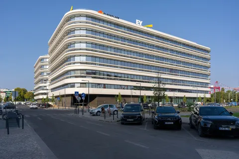 Modern office building in Lisbon housing global employers, part of finding a job in Portugal