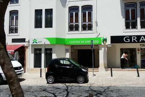 IEFP public employment center storefront on a Portuguese street, the legitimate place to check job offers