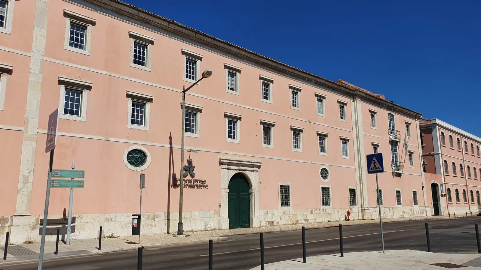 IEFP building in Lisbon, a public provider of Portugal's free PLA Portuguese courses