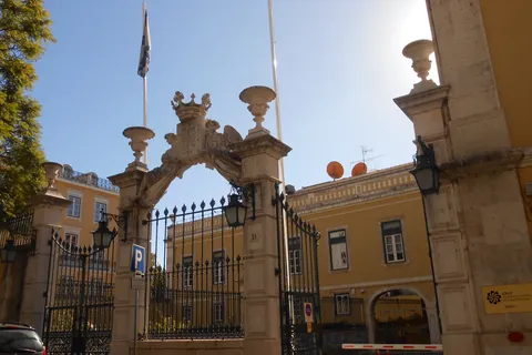 Gated entrance to the Lisbon palace housing CPLP headquarters, the community behind the Portugal residence permit